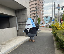 シャークヤくんの歩いている様子2